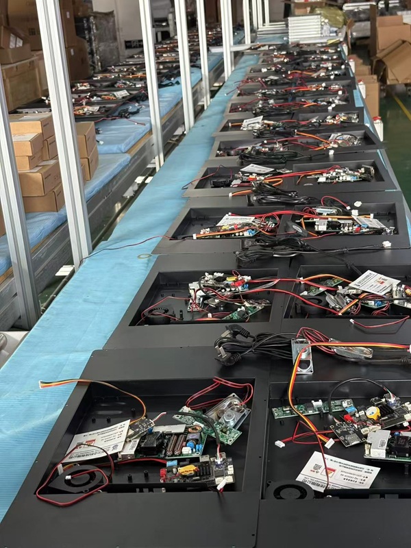 公海7108线路21.5寸广告机 公海7108线路21.5寸广告机