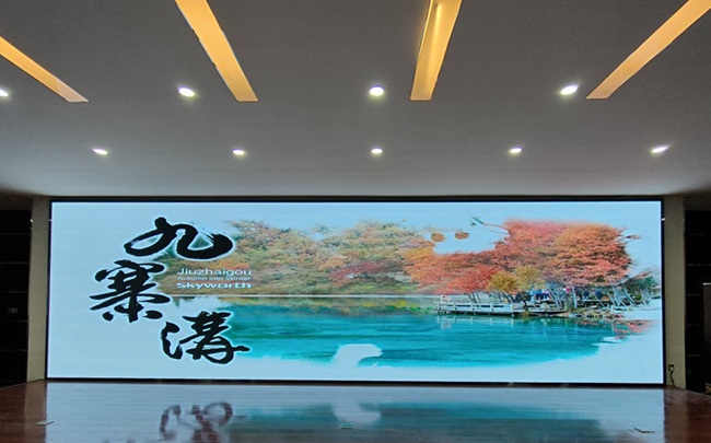 公海7108线路消防中心COB大屏实拍.jpg 公海7108线路消防中心COB大屏实拍.jpg